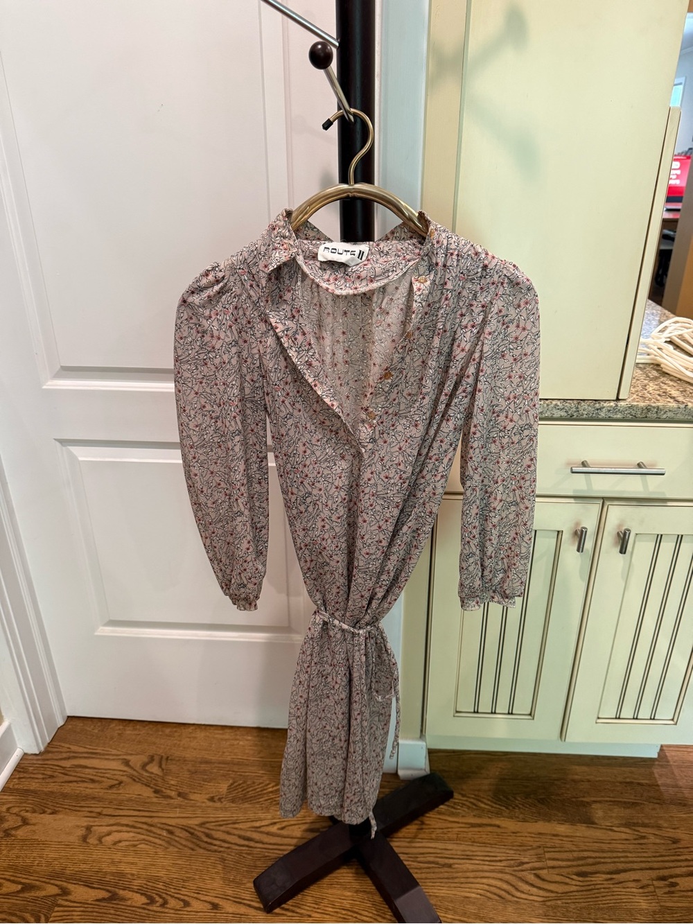 Route II Pink Floral Button-Front Blouse